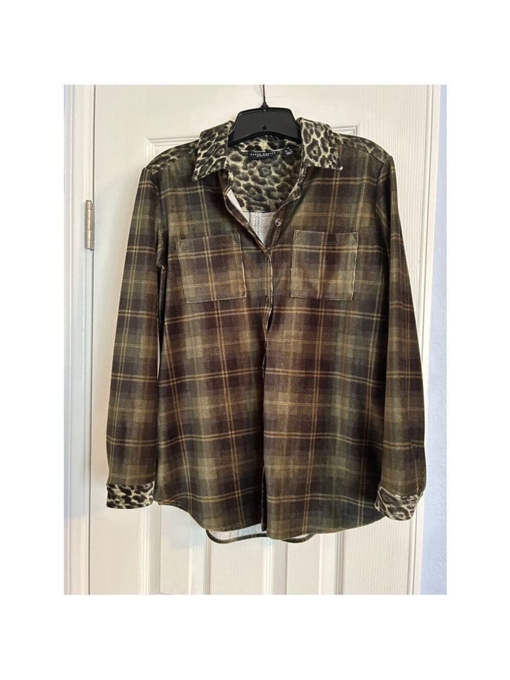 🔵Susan Graver Woman’s Plaid Flannel Shirt with Leopard Trim Size XSP